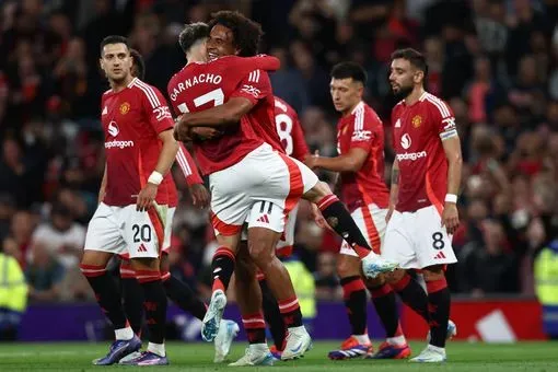 Manchester United vs Fulham