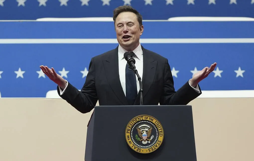 Musk Highlights $100B Treasury Issue